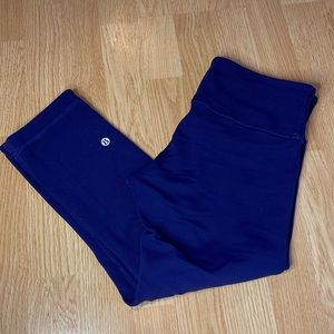 Lululemon Wunder Under low rise reversible size 8 21”